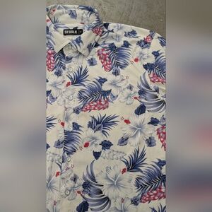 St33le Floral Shirt, Small